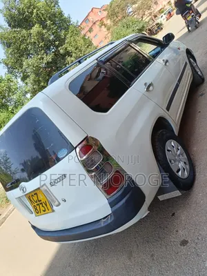 Toyota Succeed SV Premium 2014 White