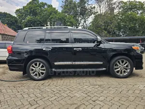 Toyota Land Cruiser 2016 Black