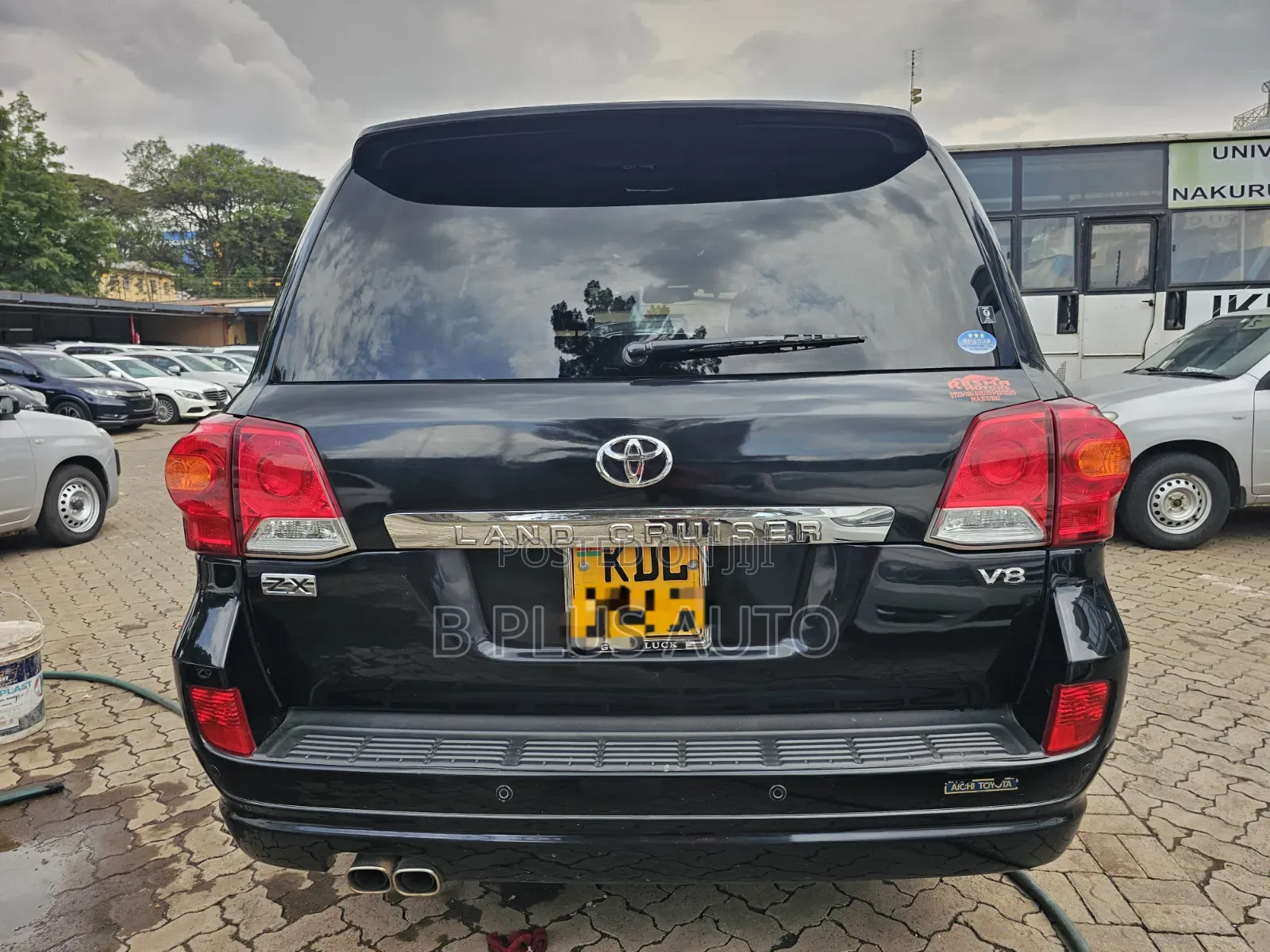 Toyota Land Cruiser 2016 Black