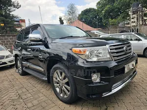 Toyota Land Cruiser 2016 Black