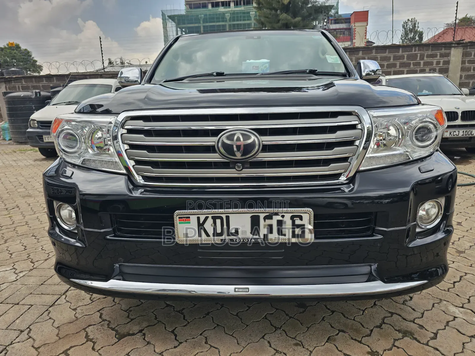 Toyota Land Cruiser 2016 Black
