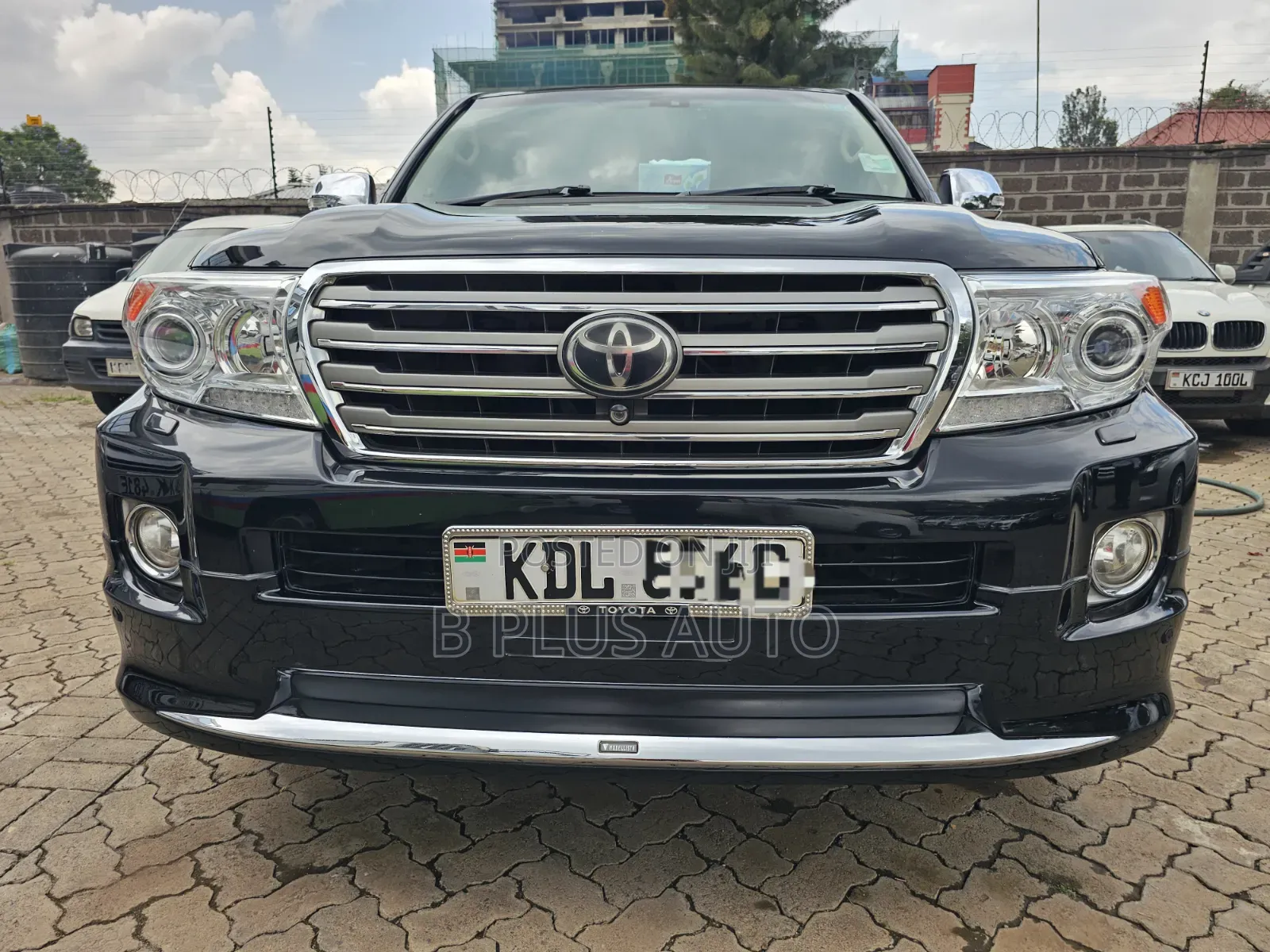 Toyota Land Cruiser 2016 Black
