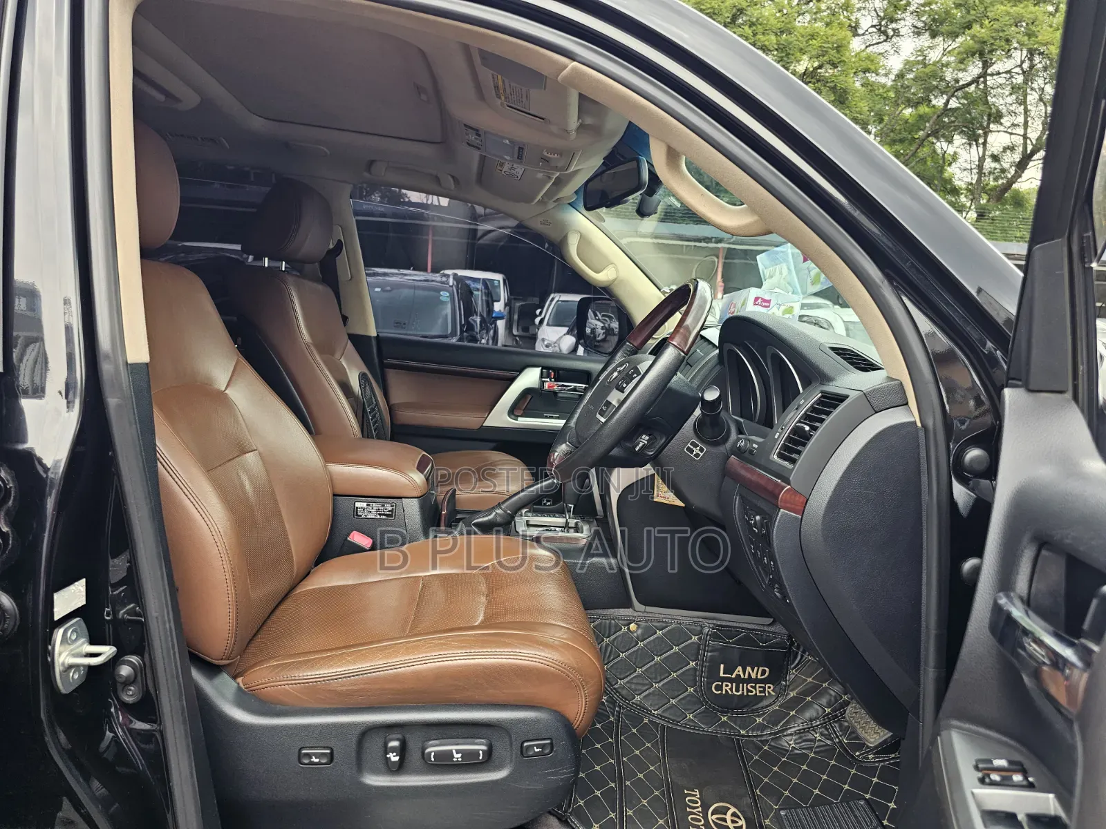 Toyota Land Cruiser 2016 Black