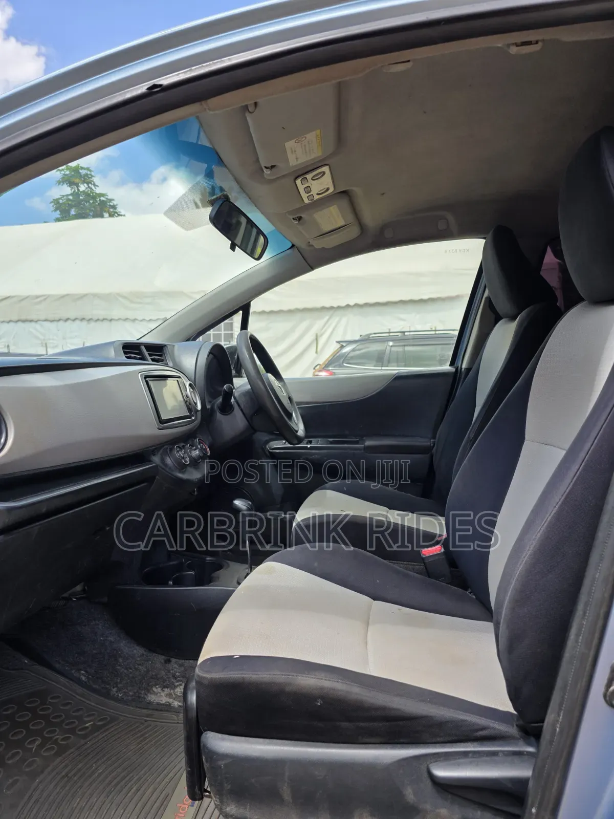 Toyota Vitz 2012 Blue