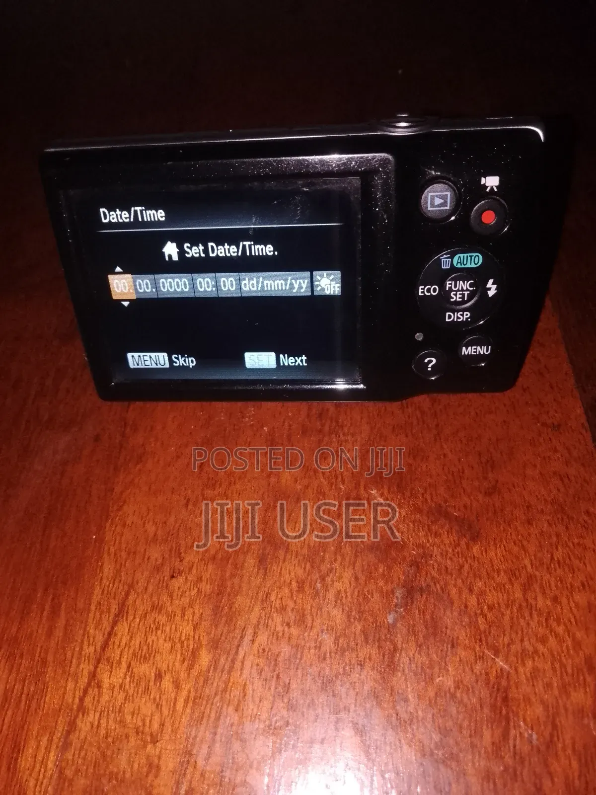 Canon Ixus Camera