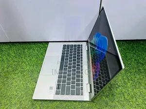 Laptop HP EliteBook 830 G8 16GB Intel Core i7 SSD 512GB