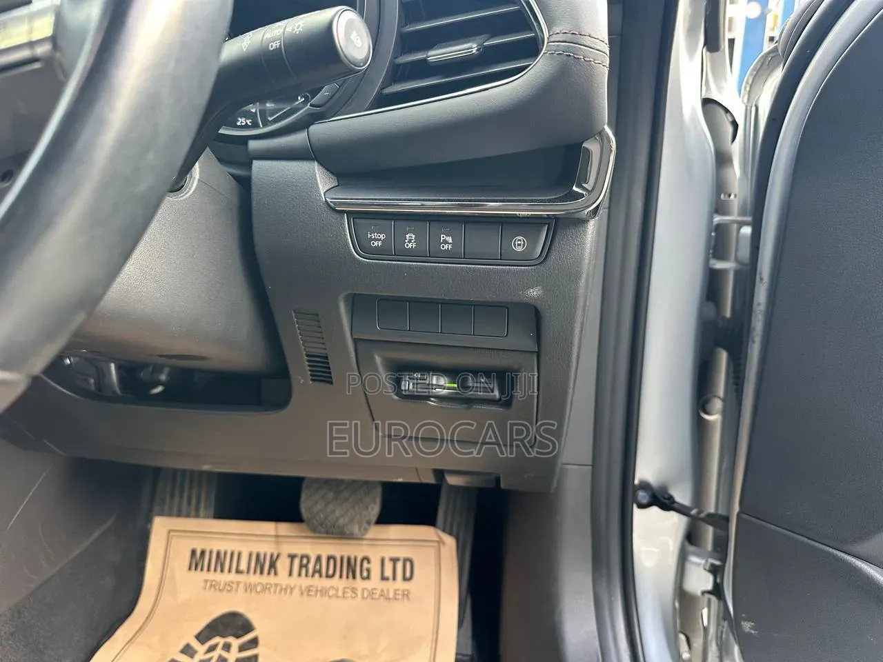 Toyota Hilux Revo Double Cab Deisel 2.4 AWD 2021 White