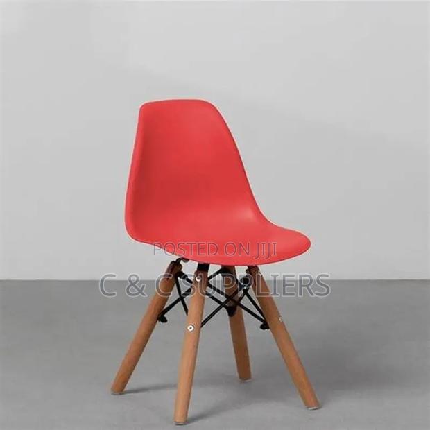 Eames Chair - thumbnail 2