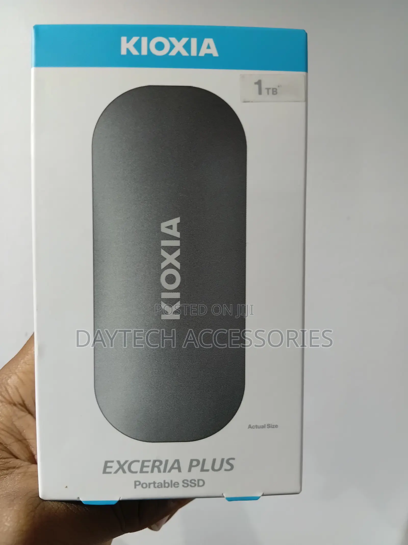 Kioxia Exceria Plus 1tb Portable External SSD Lxd10s001tg8
