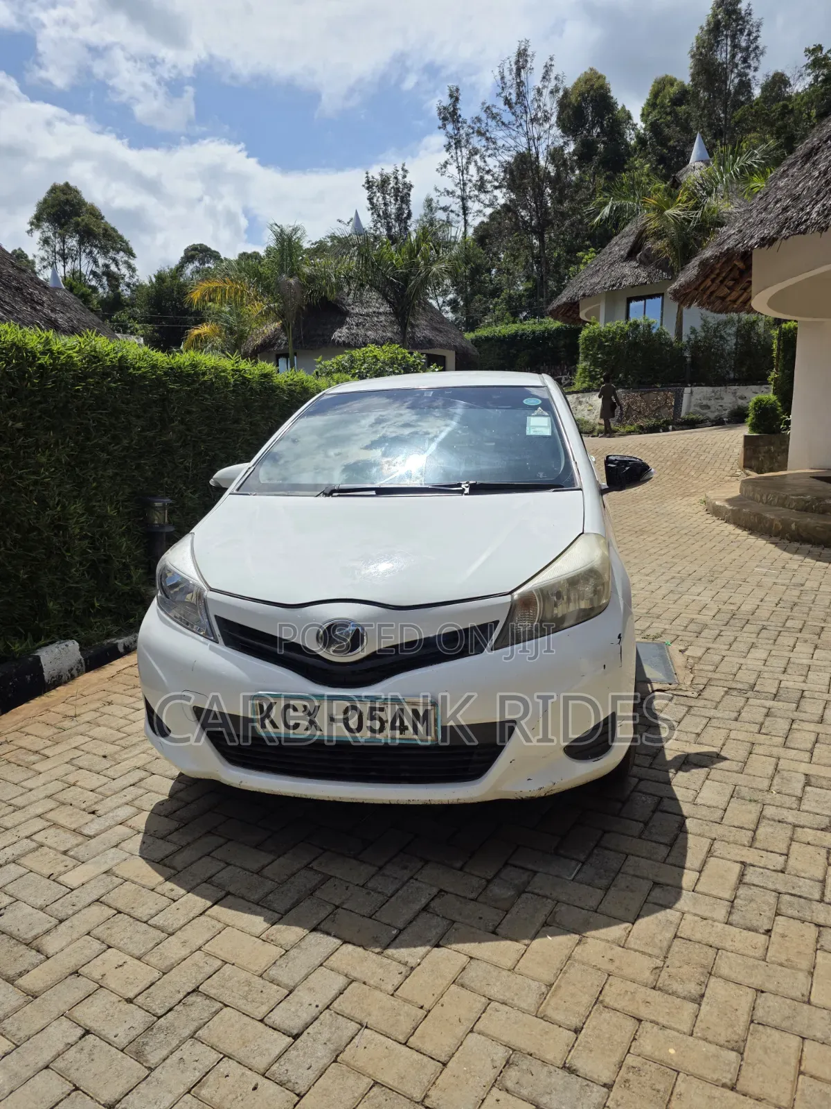 Toyota Vitz 2012 White