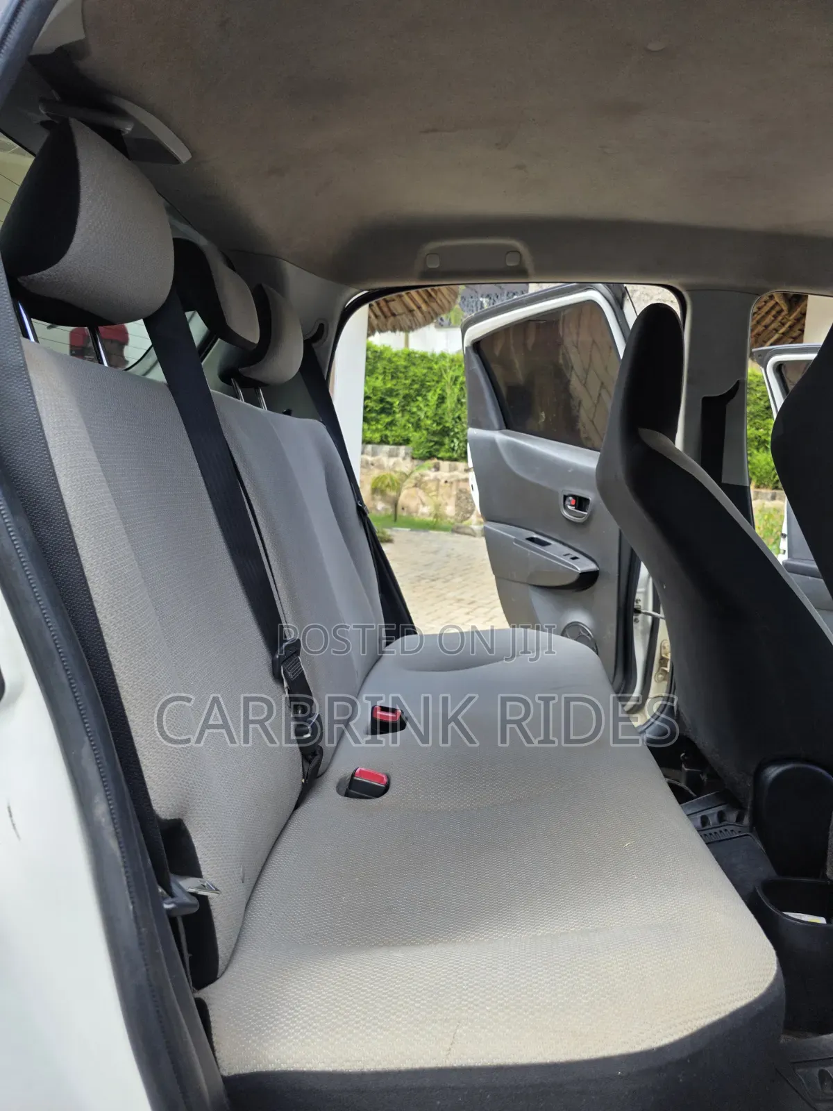Toyota Vitz 2012 White