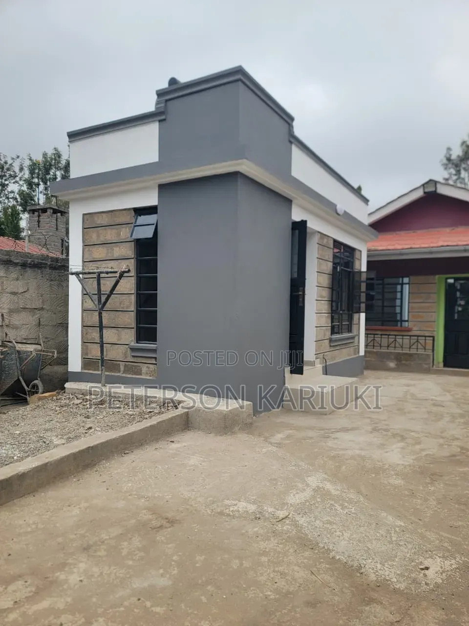 Studio Apartment in Oloolua Near Stage, Oluulua for rent