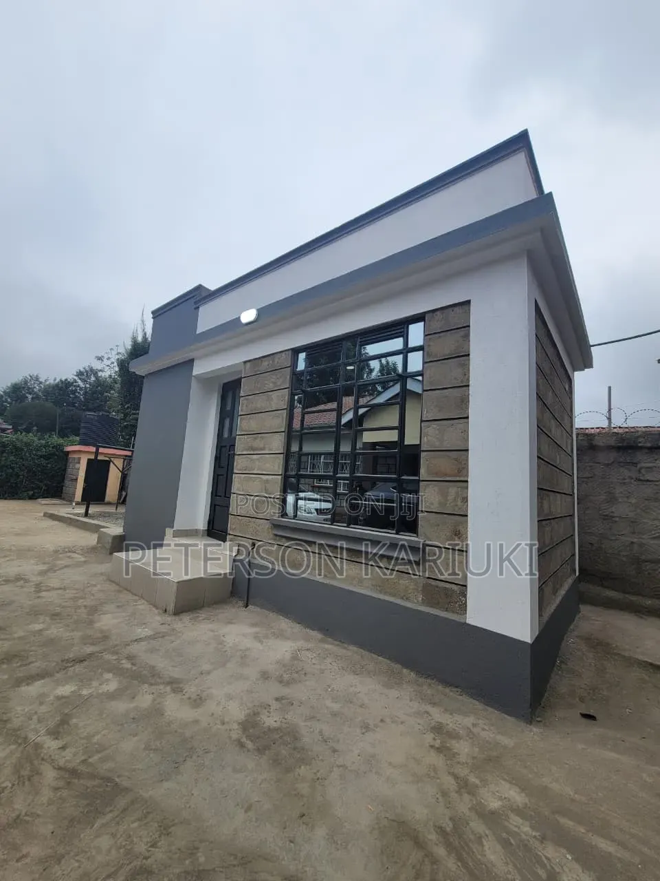 Studio Apartment in Oloolua Near Stage, Oluulua for rent