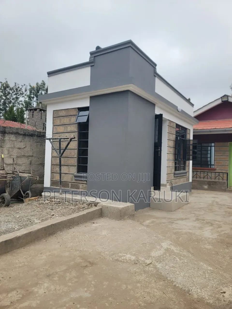 Studio Apartment in Oloolua Near Stage, Oluulua for rent