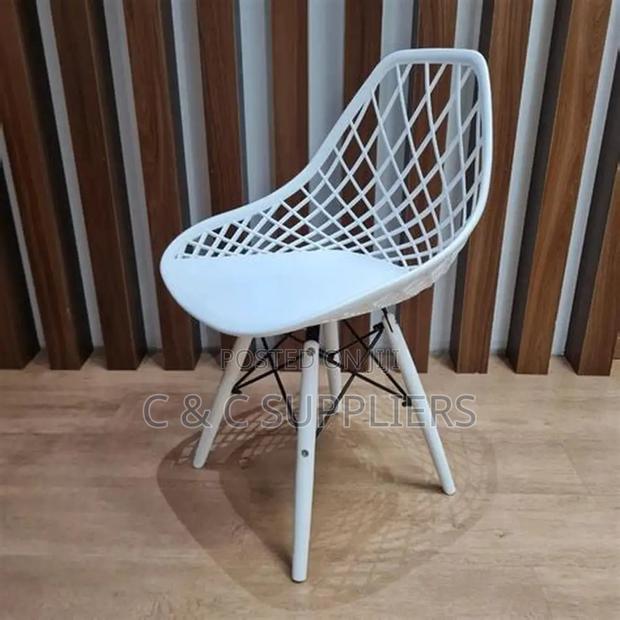 Restaurant Plastic Chair - thumbnail 3