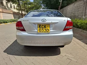 Toyota Axio 1.5 X 2WD 2010 Silver