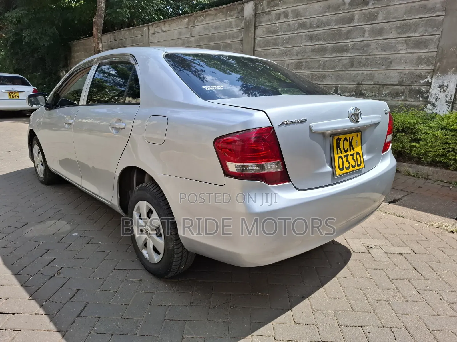 Toyota Axio 1.5 X 2WD 2010 Silver