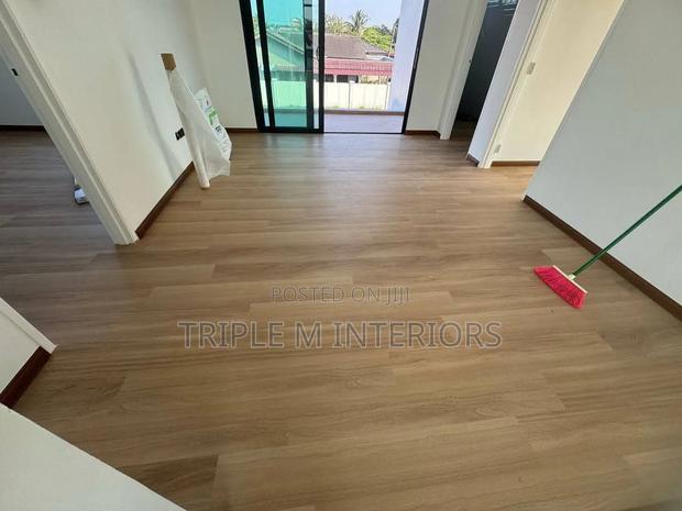 SPC Waterproof Durable Heavy Duty Flooring - thumbnail 2