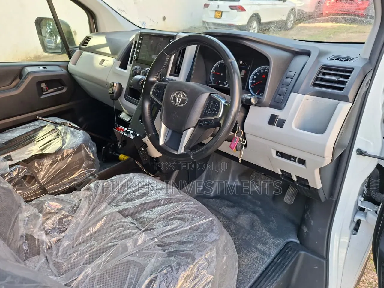 Toyota HiAce 2020 White