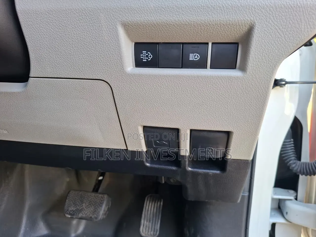 Toyota HiAce 2020 White