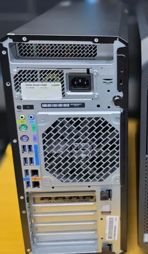 Desktop Computer HP Z4 G4 32GB Intel Xeon SSD 512GB