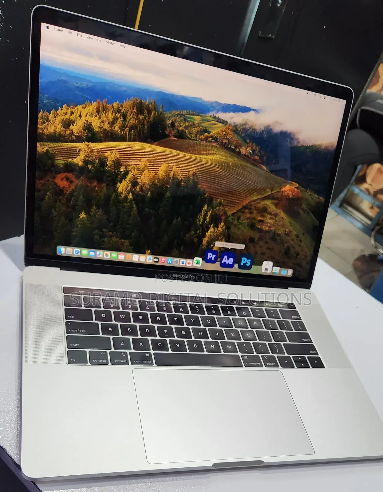 Laptop Apple MacBook Pro 2018 32GB Intel Core i7 SSD 512GB