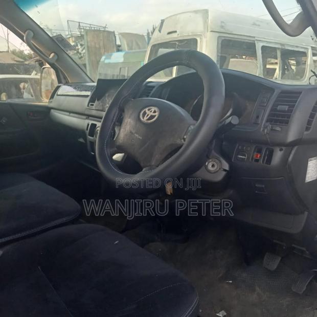Toyota HiAce 2008 Silver - thumbnail 4