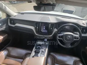 Volvo XC60 2018 White