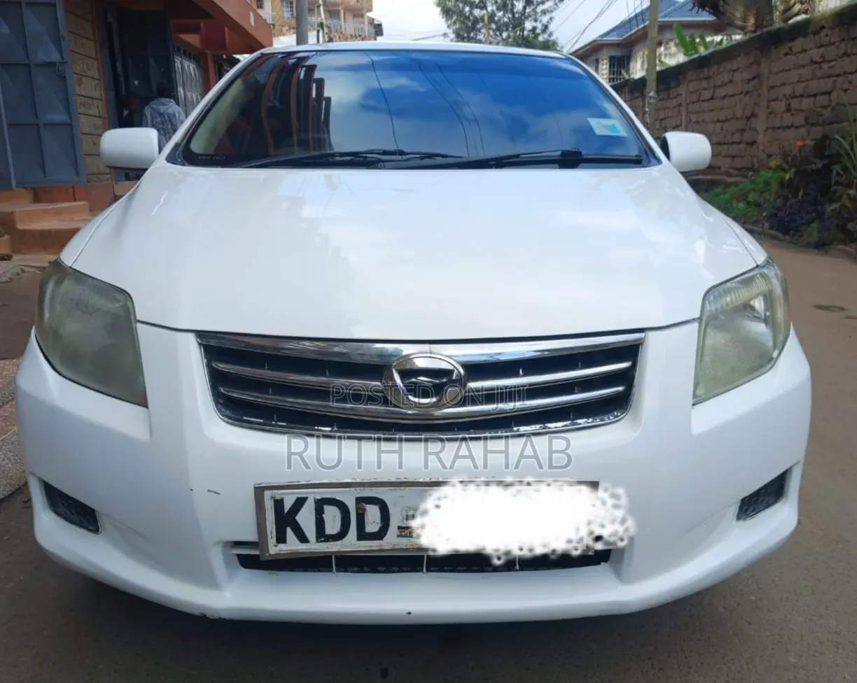 Toyota Axio 2013 White