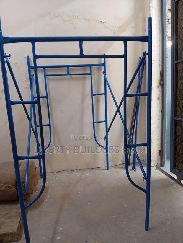 H Frame Scofolding Ladder - thumbnail 3