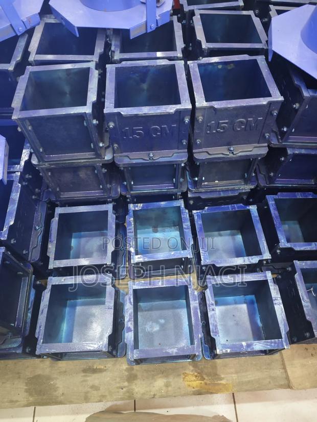 Concrete Cube Molds, - main view