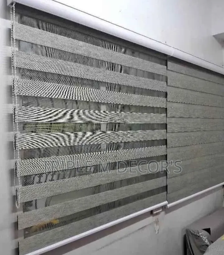 Stylish Horizontal Office Blinds