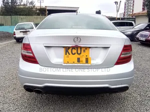 Mercedes-Benz C200 2011 Silver
