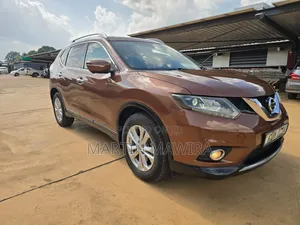 Nissan X-Trail 2016 Brown