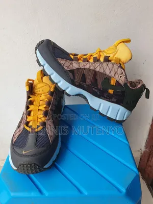 Nike Air Humara Men's Size 8/42