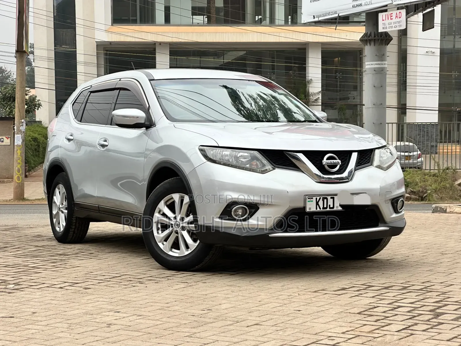 Nissan X-Trail 2015 Silver