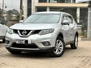 Nissan X-Trail 2015 Silver