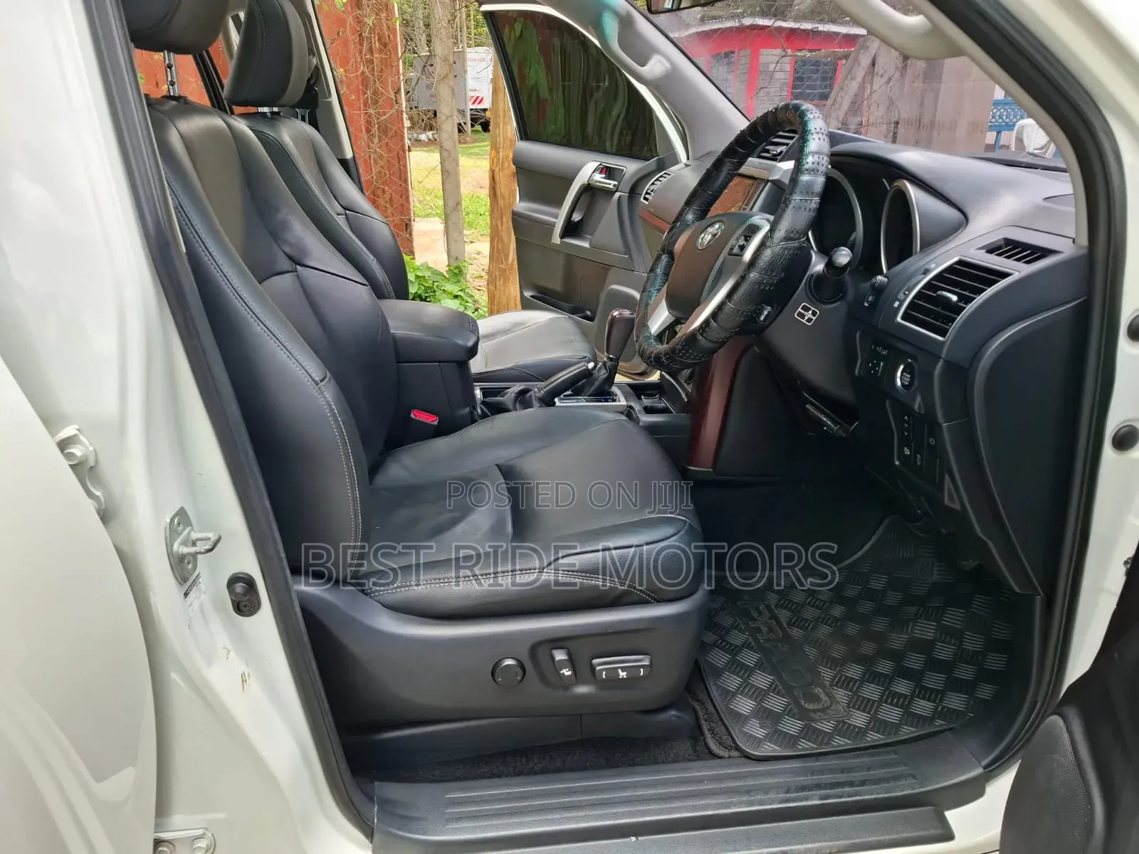 Toyota Land Cruiser Prado 2.8 D-4D 2016 Pearl