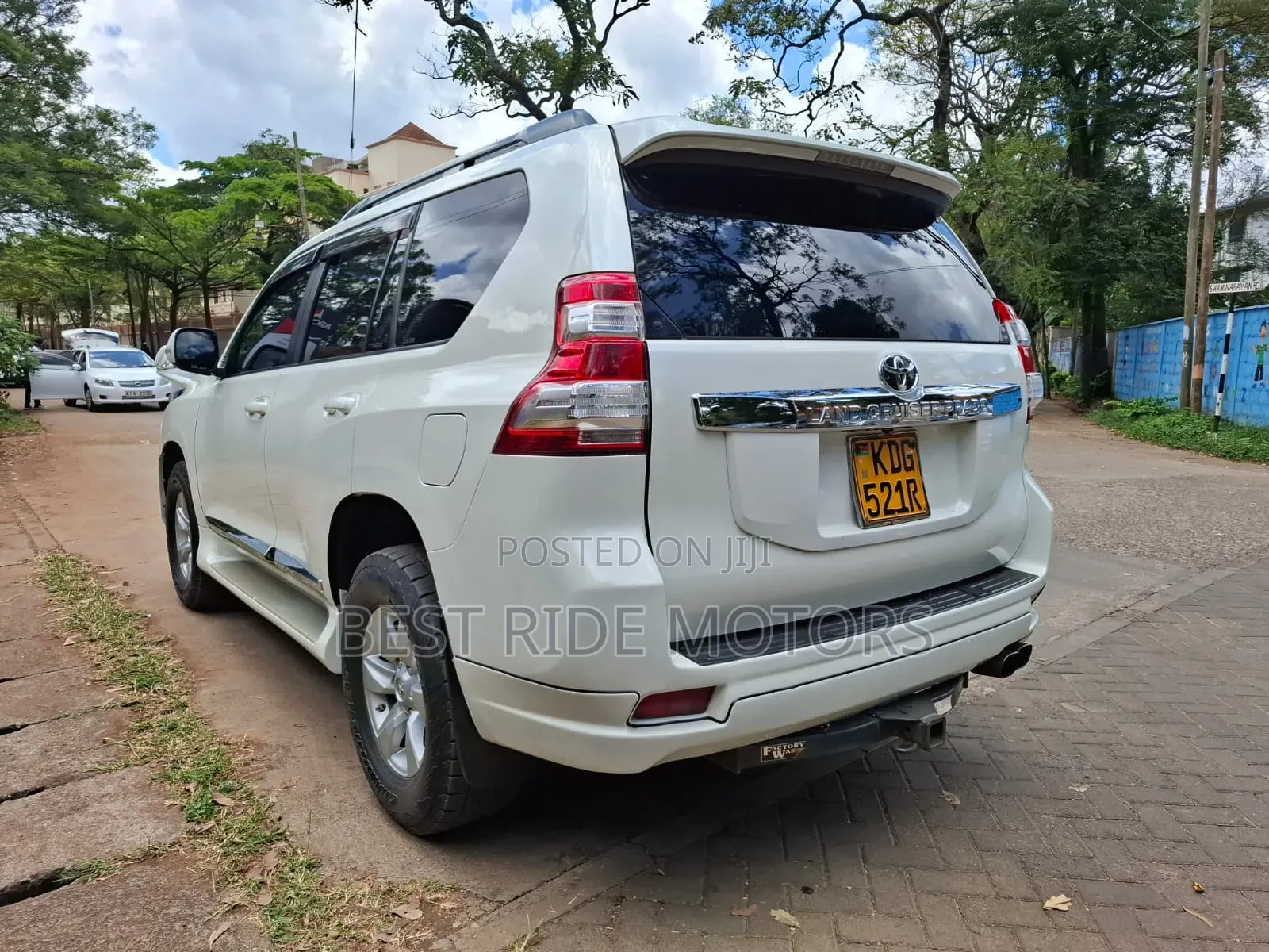 Toyota Land Cruiser Prado 2.8 D-4D 2016 Pearl