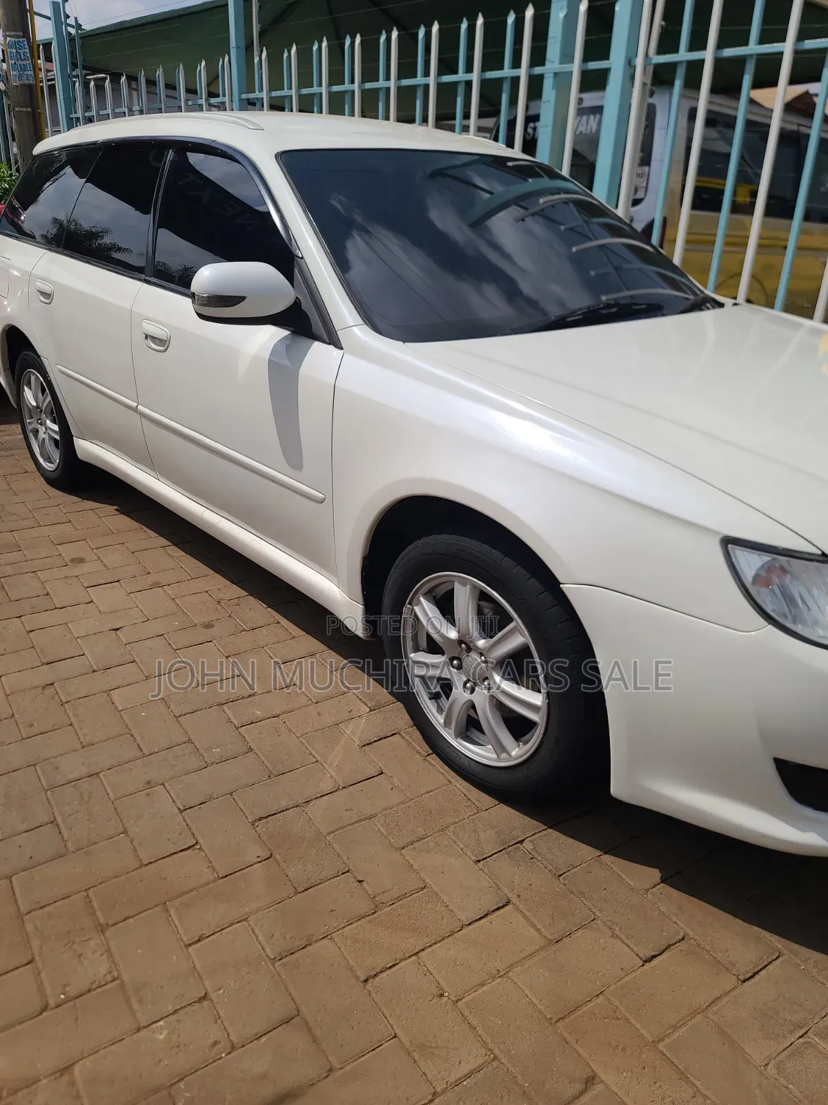 Subaru Legacy 2008 White