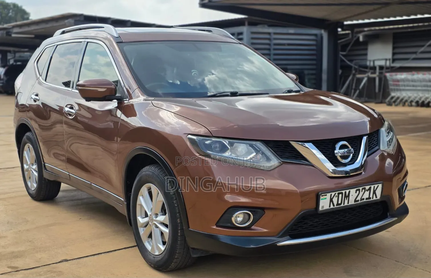 Nissan X-Trail 2016 Brown
