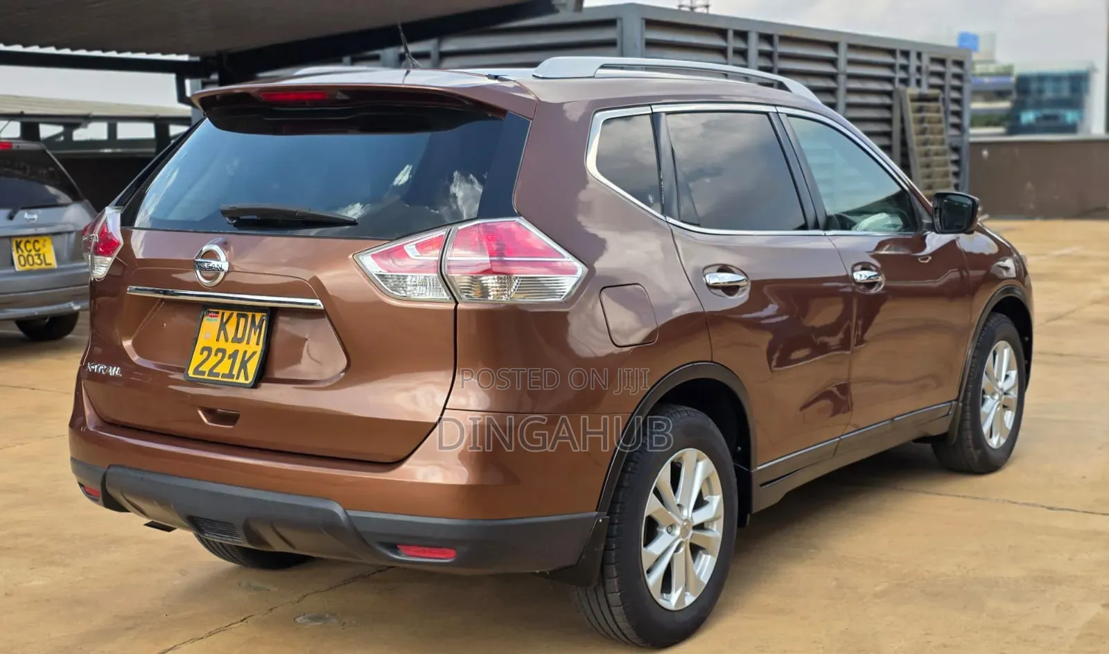 Nissan X-Trail 2016 Brown