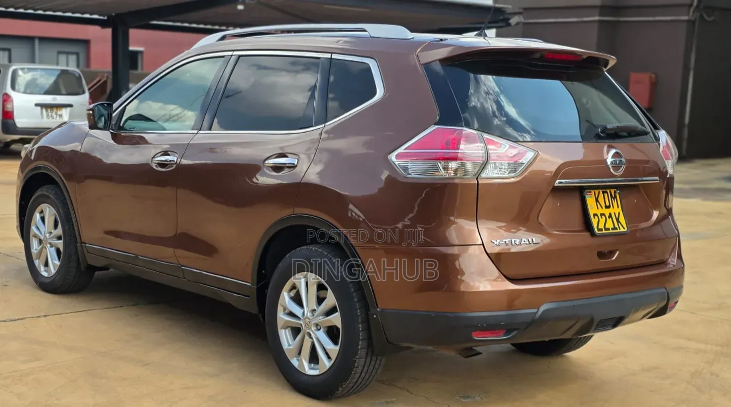 Nissan X-Trail 2016 Brown