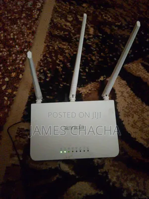 Tenda Wireless Router - Used