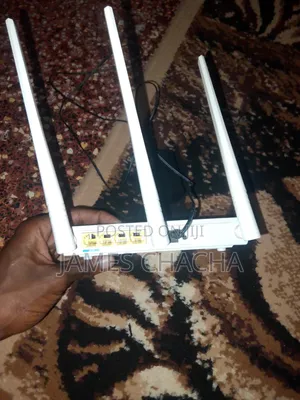 Tenda Wireless Router - Used