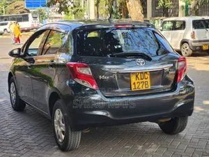 Toyota Vitz 2014