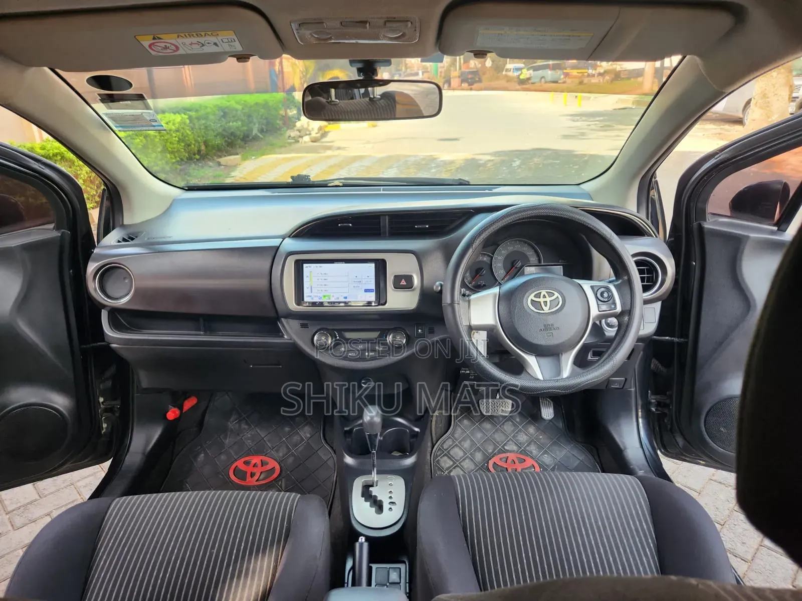 Toyota Vitz 2014