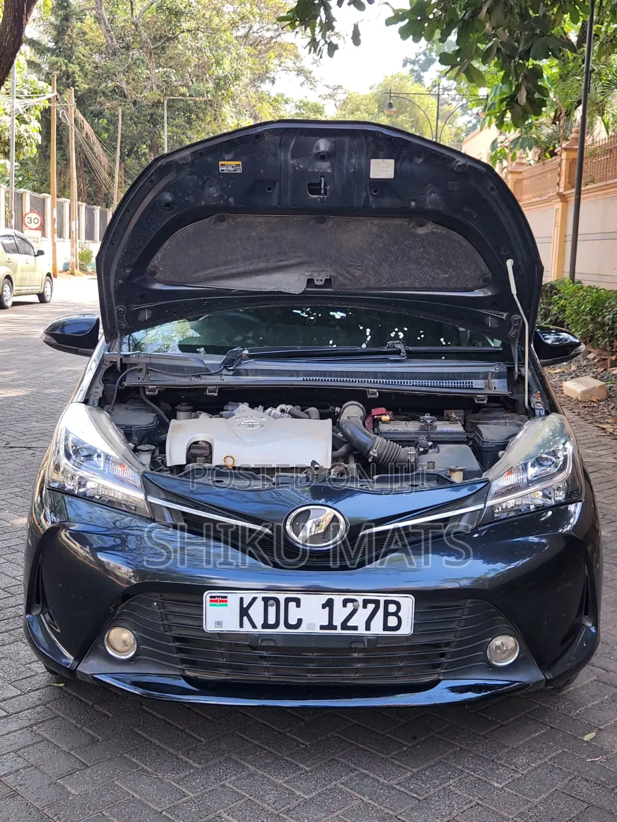 Toyota Vitz 2014