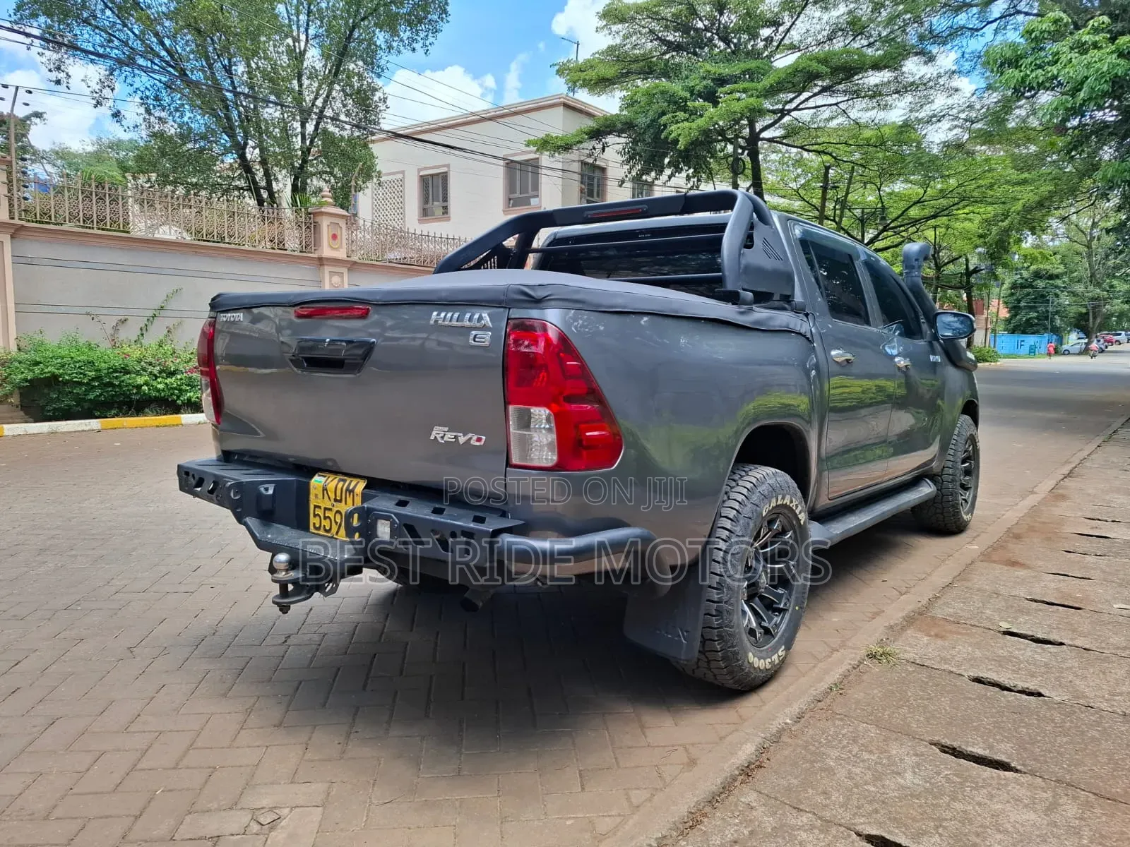 Toyota Hilux Revo Double Cab Deisel 2.4 AWD 2016 Gray