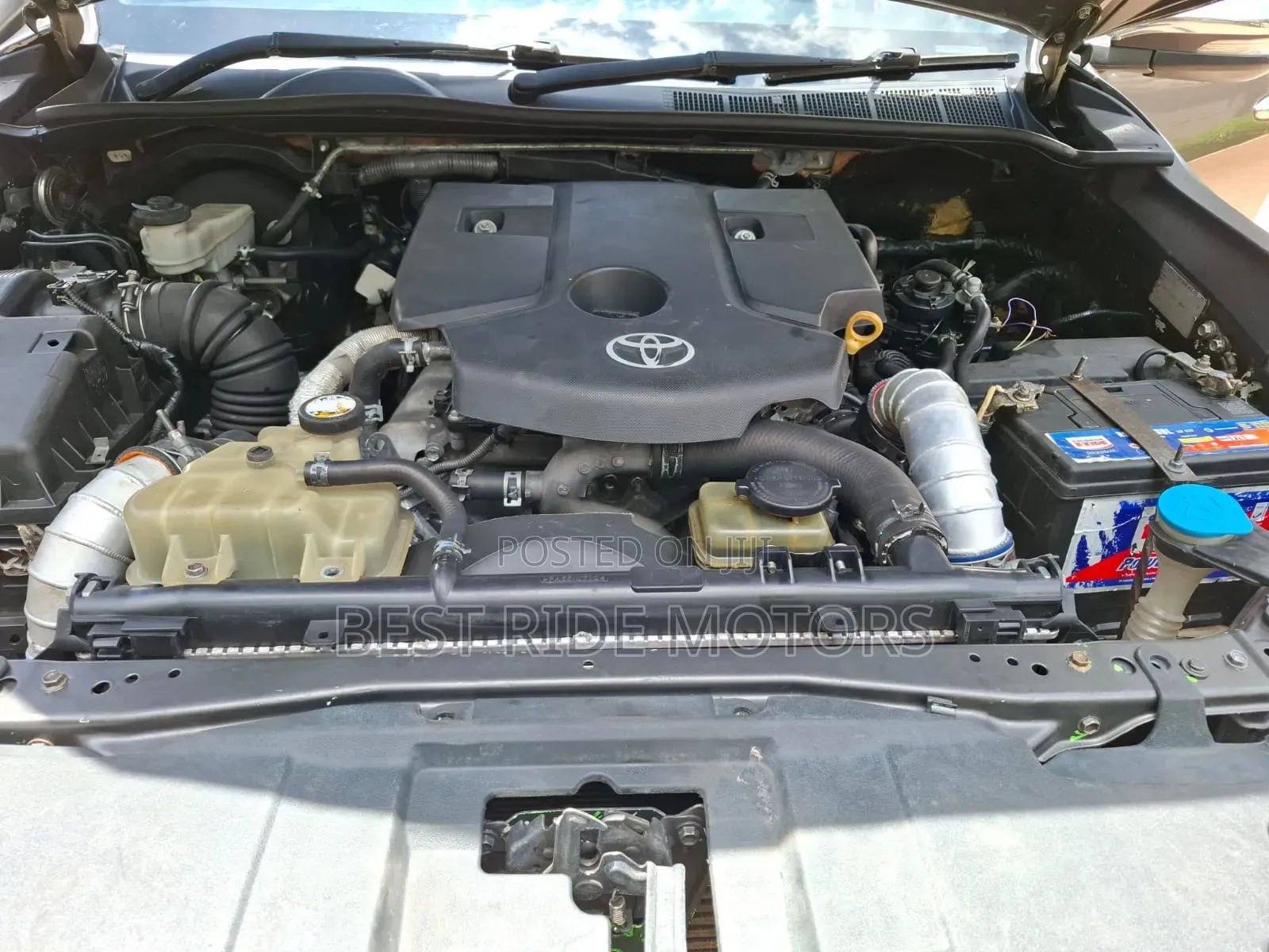 Toyota Hilux Revo Double Cab Deisel 2.4 AWD 2016 Gray